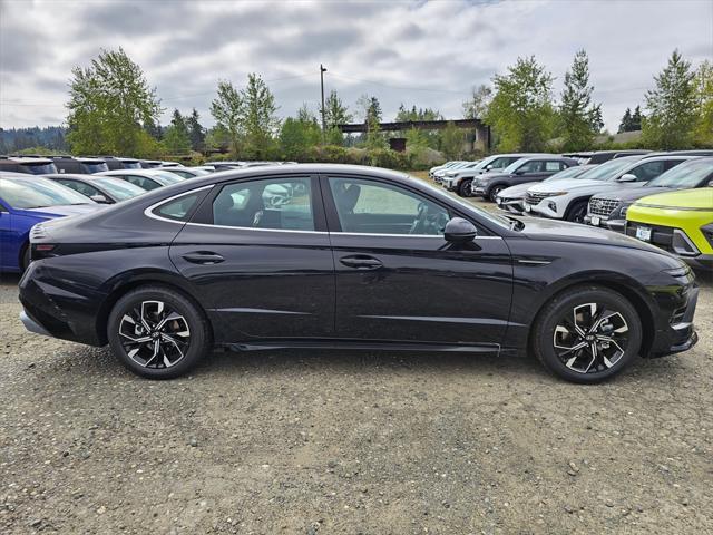 new 2024 Hyundai Sonata car, priced at $25,997