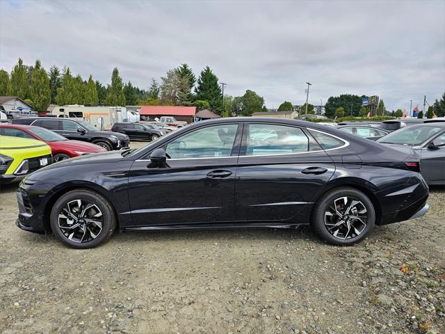 new 2024 Hyundai Sonata car, priced at $25,997