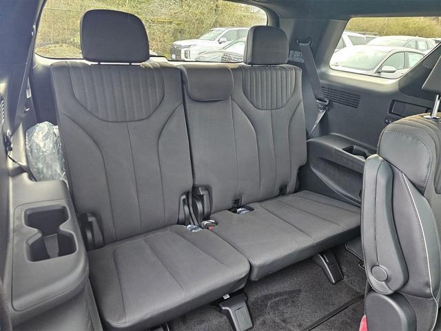 new 2025 Hyundai Palisade car, priced at $53,197
