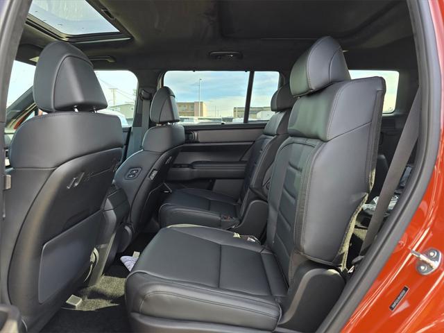 used 2025 Hyundai SANTA FE HEV car, priced at $46,997
