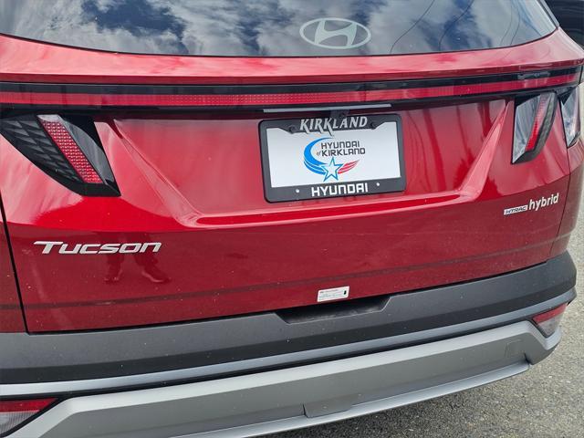 new 2025 Hyundai TUCSON Hybrid car, priced at $37,760