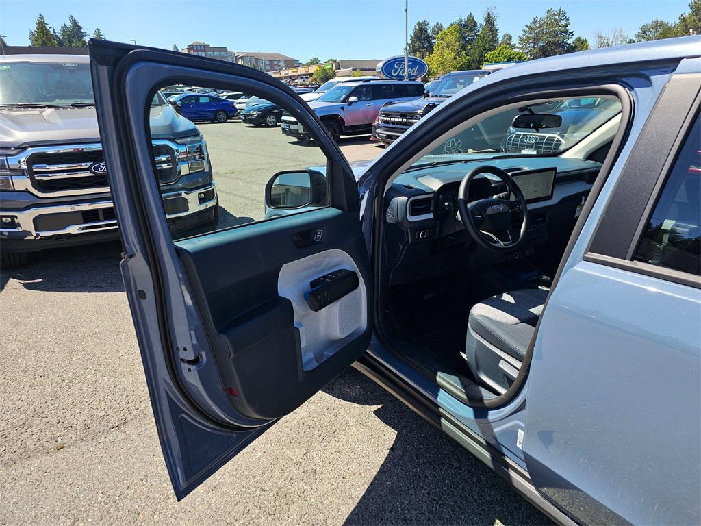 new 2025 Ford Maverick car, priced at $33,111