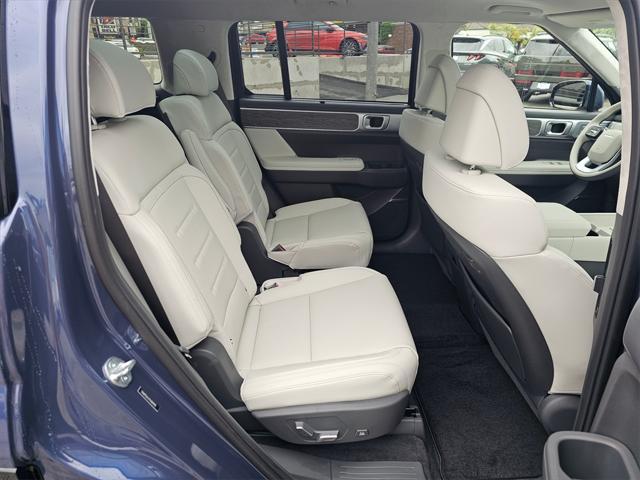 new 2025 Hyundai SANTA FE HEV car, priced at $50,195