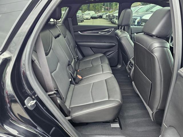 used 2021 Cadillac XT5 car, priced at $25,334