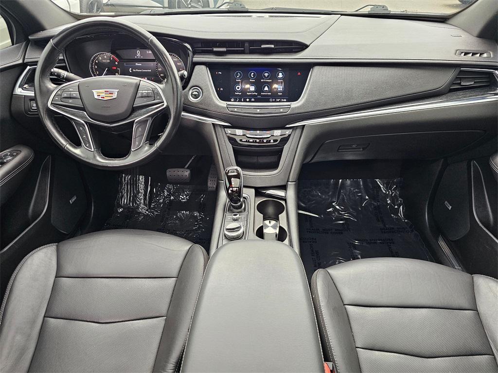 used 2021 Cadillac XT5 car, priced at $24,998