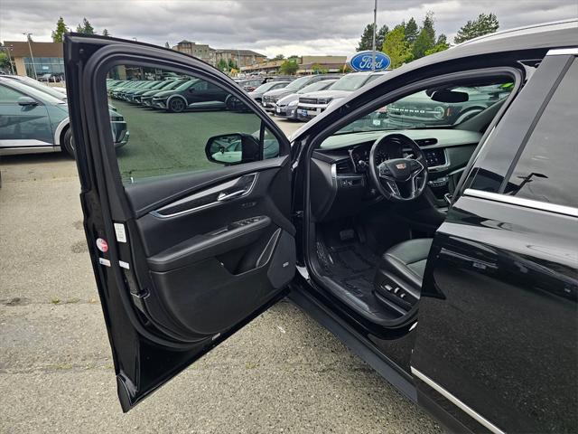used 2021 Cadillac XT5 car, priced at $25,334