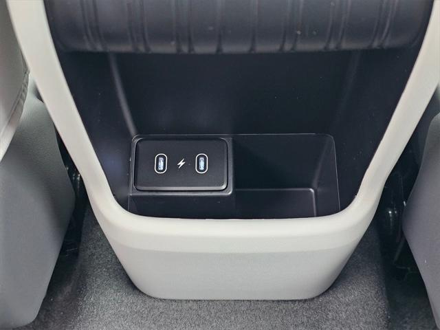 new 2025 Hyundai Kona car, priced at $27,015