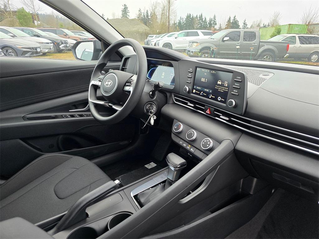 new 2025 Hyundai Elantra car, priced at $21,997