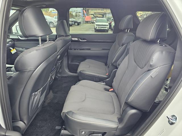 new 2025 Hyundai Palisade car, priced at $53,647
