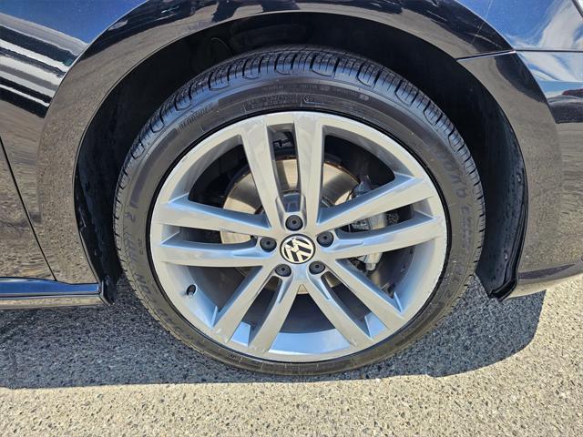 used 2018 Volkswagen Passat car, priced at $15,324