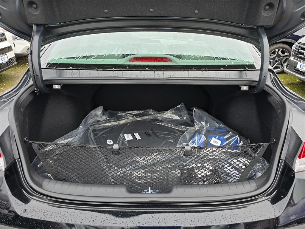 new 2025 Hyundai ELANTRA HEV car, priced at $24,147
