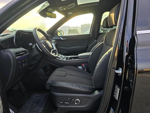 new 2025 Hyundai Palisade car, priced at $53,147