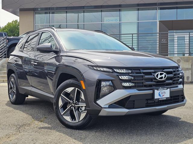 new 2025 Hyundai TUCSON Hybrid car, priced at $37,320