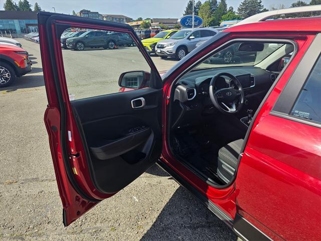 used 2024 Hyundai Venue car