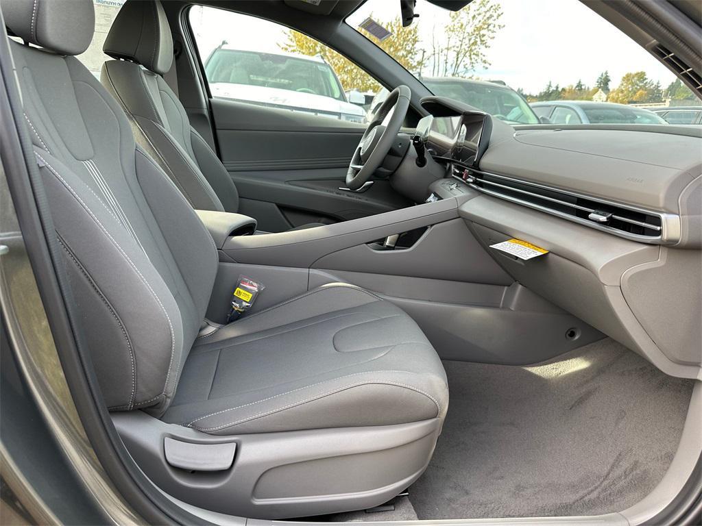 new 2025 Hyundai Elantra car, priced at $25,897