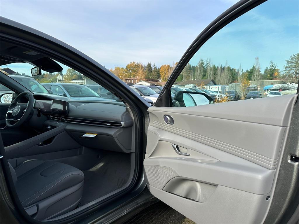 new 2025 Hyundai Elantra car, priced at $25,897
