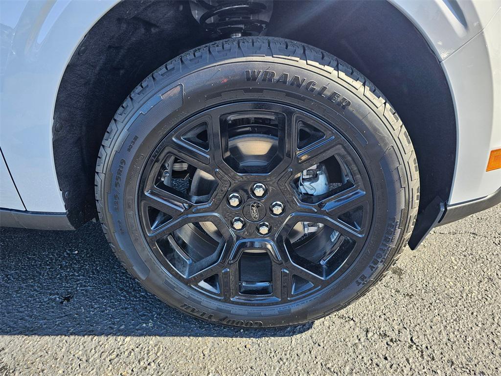 new 2025 Ford Maverick car, priced at $37,200