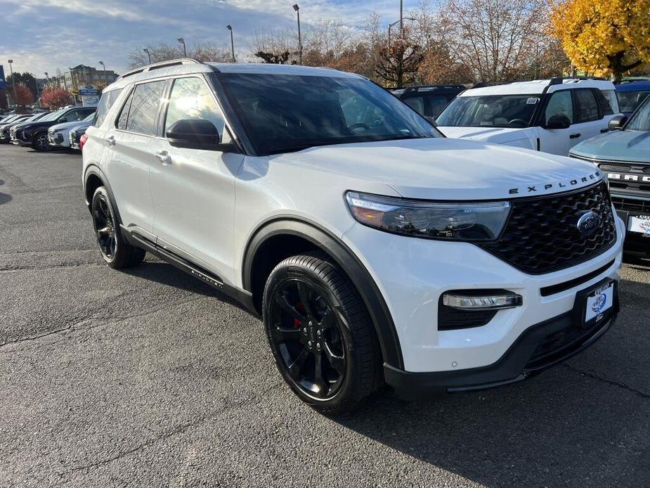 new 2023 Ford Explorer car, priced at $59,133