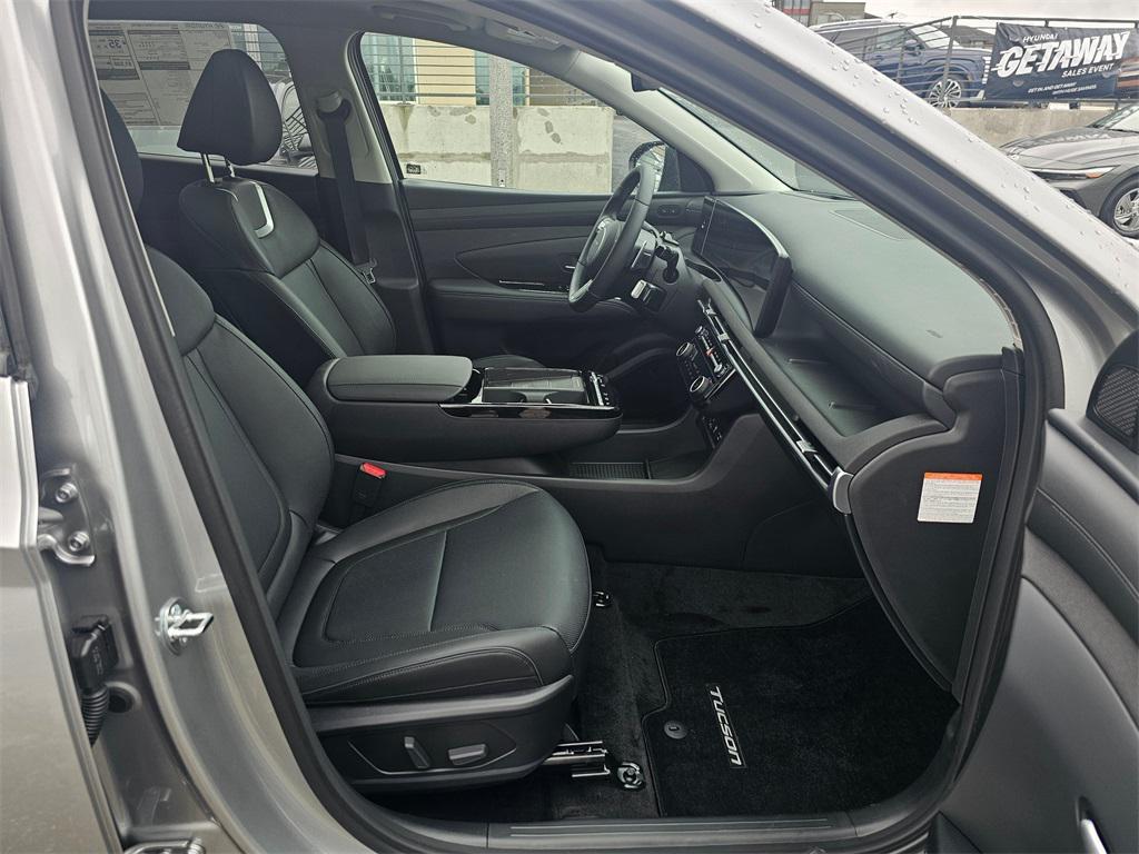 new 2025 Hyundai TUCSON Hybrid car, priced at $42,150