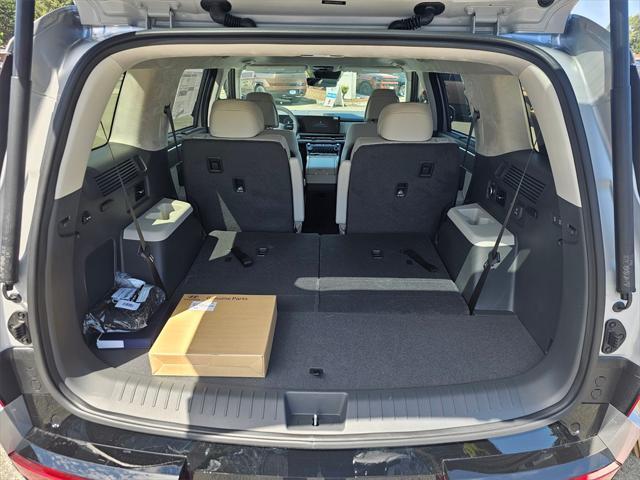 new 2025 Hyundai SANTA FE HEV car, priced at $45,997