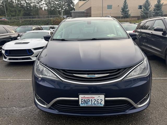 used 2018 Chrysler Pacifica Hybrid car, priced at $23,618