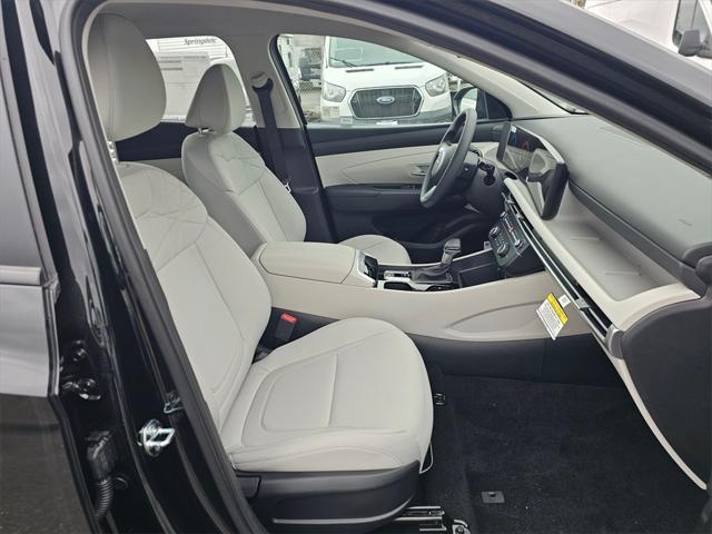 new 2025 Hyundai Tucson car, priced at $30,315