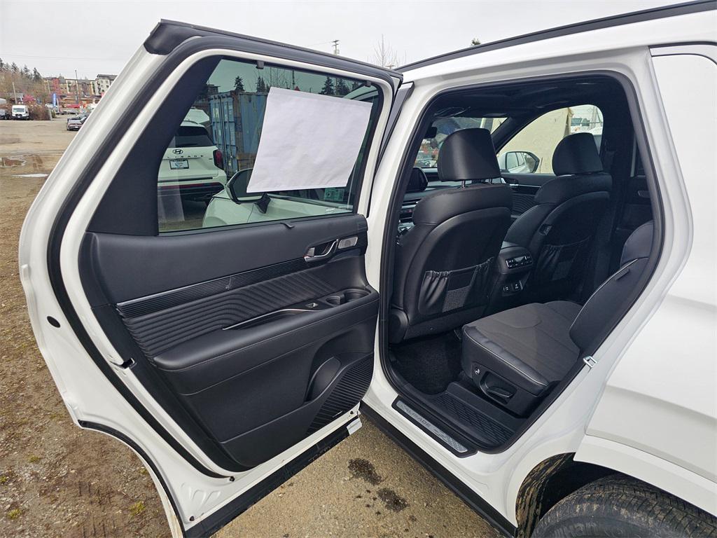 new 2025 Hyundai Palisade car, priced at $52,997