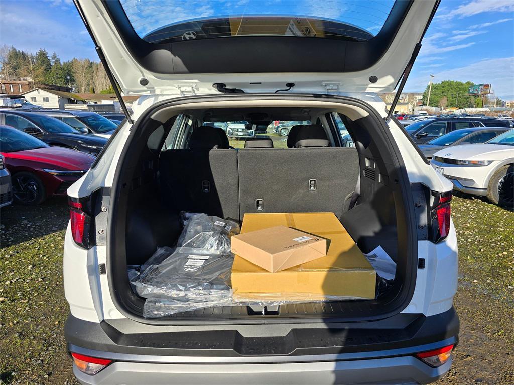 new 2025 Hyundai Tucson car, priced at $27,952