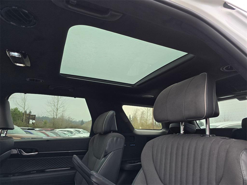 used 2025 Hyundai Palisade car, priced at $49,333