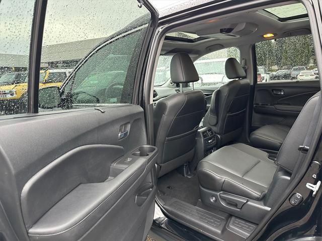 used 2021 Honda Pilot car, priced at $34,252