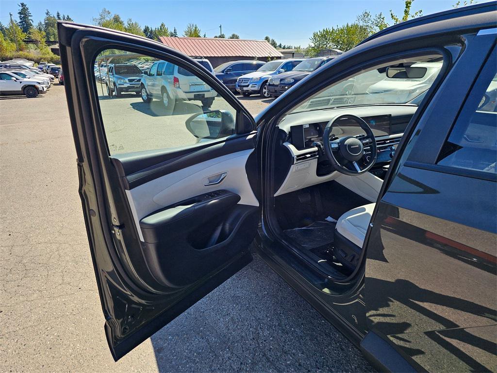 new 2025 Hyundai Tucson car, priced at $35,105