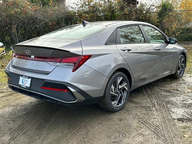 new 2025 Hyundai Elantra car, priced at $23,685