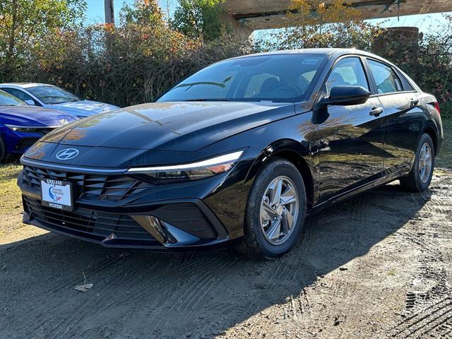 new 2025 Hyundai Elantra car, priced at $22,197