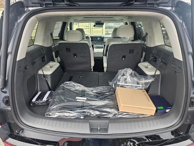 new 2025 Hyundai Santa Fe car, priced at $48,905