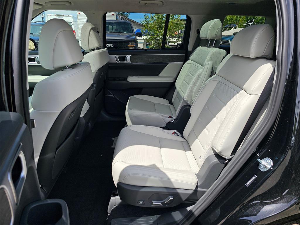 new 2025 Hyundai SANTA FE HEV car, priced at $44,415