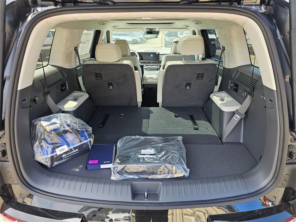 new 2025 Hyundai SANTA FE HEV car, priced at $44,415