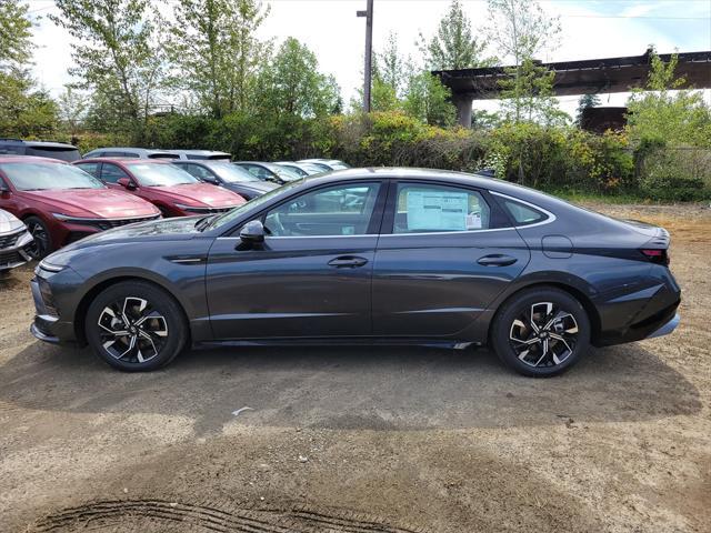 new 2024 Hyundai Sonata car, priced at $25,997