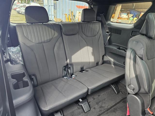 new 2025 Hyundai Palisade car, priced at $53,697