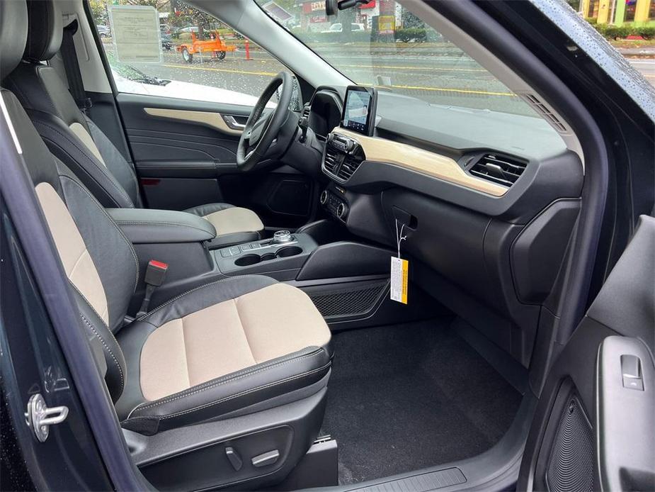 used 2022 Ford Escape car, priced at $32,549