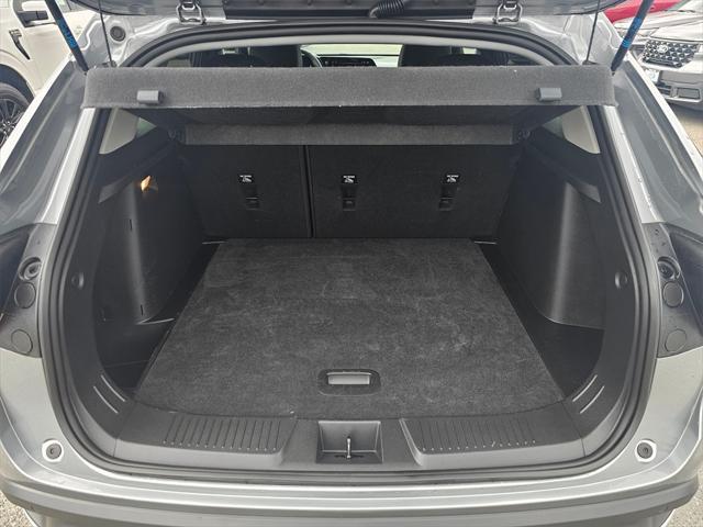 used 2024 Chevrolet Trax car, priced at $25,094