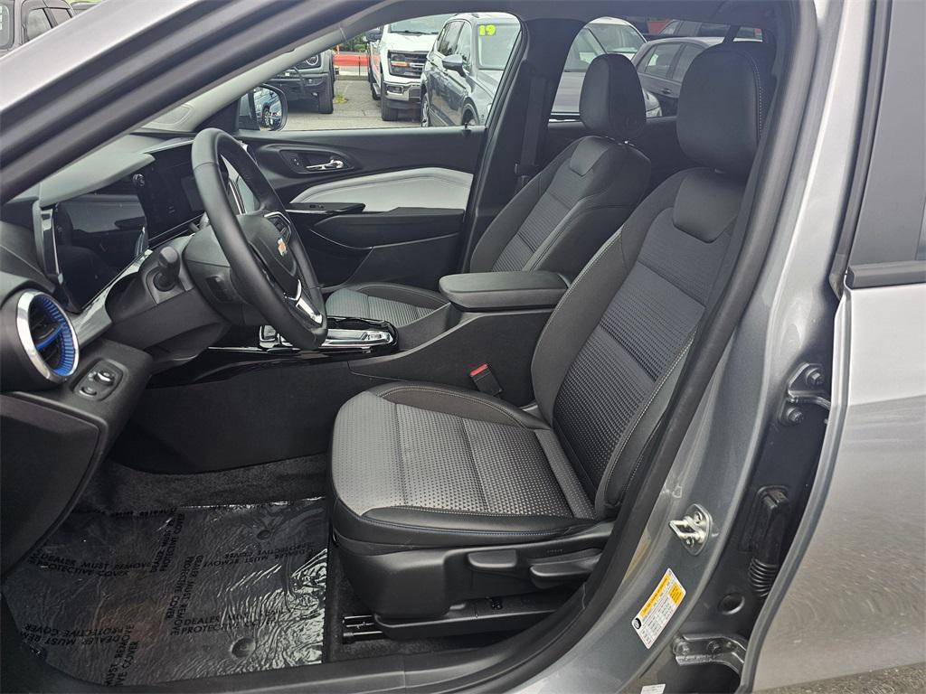 used 2024 Chevrolet Trax car, priced at $21,991
