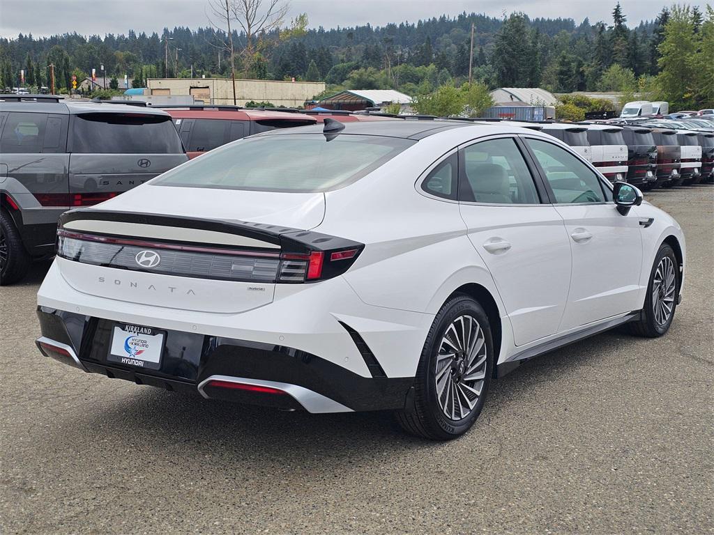 new 2025 Hyundai Sonata Hybrid car, priced at $37,331