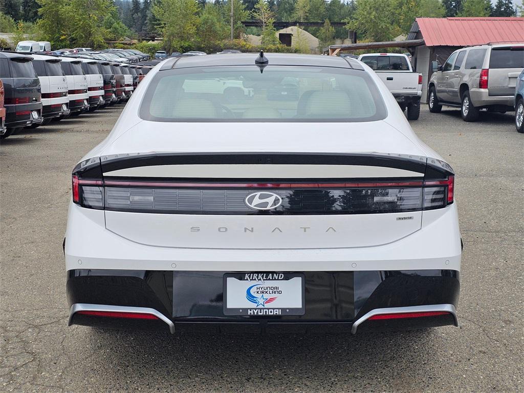 new 2025 Hyundai Sonata Hybrid car, priced at $37,331