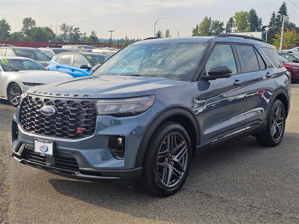 new 2025 Ford Explorer car, priced at $61,350