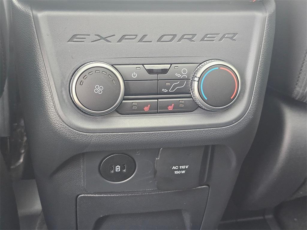 new 2025 Ford Explorer car, priced at $61,350