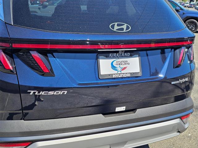 new 2025 Hyundai TUCSON Hybrid car, priced at $37,260