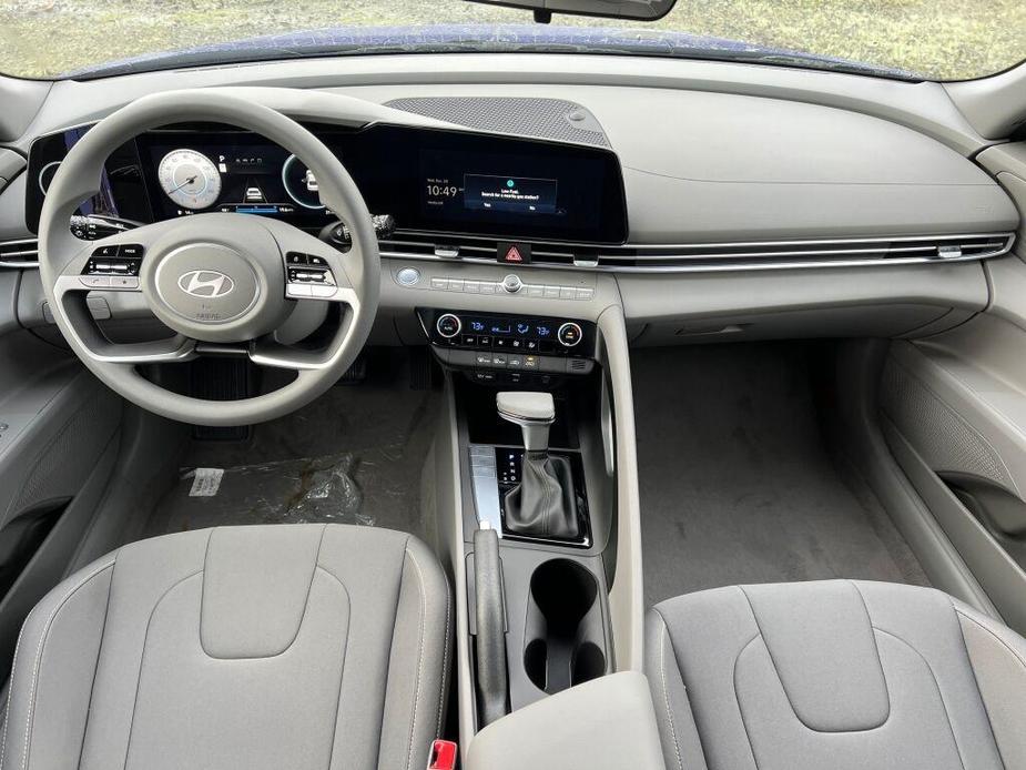 new 2024 Hyundai Elantra car, priced at $22,999