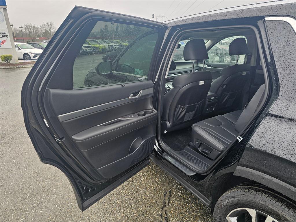 new 2025 Hyundai Palisade car, priced at $45,697
