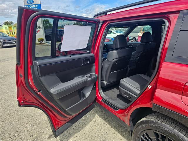 new 2025 Hyundai SANTA FE HEV car, priced at $50,594