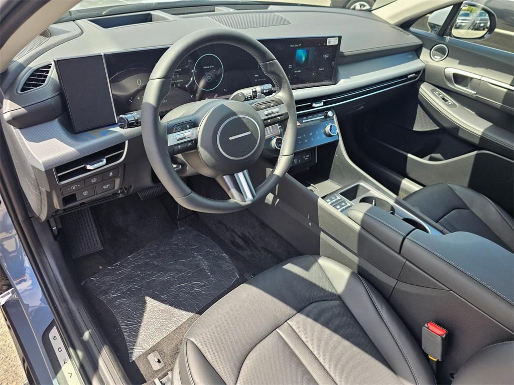 new 2025 Hyundai Sonata Hybrid car, priced at $36,797